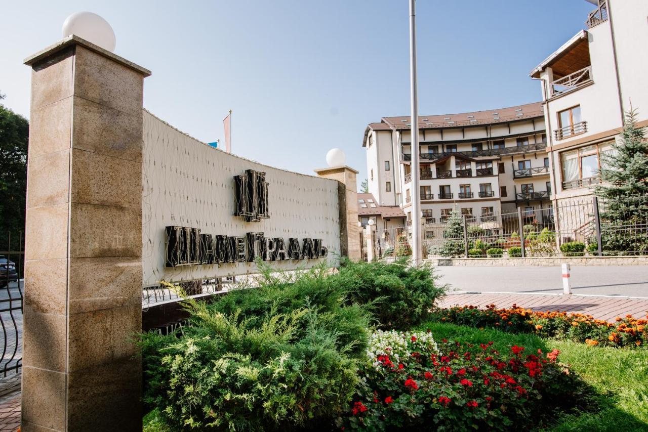 Apart-Hotel Chale Graal تريسكافيتس المظهر الخارجي الصورة